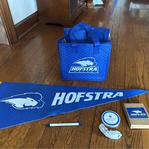 New Hofstra University Pennant, Insulated Lunchbox w/ free pen and charging bank